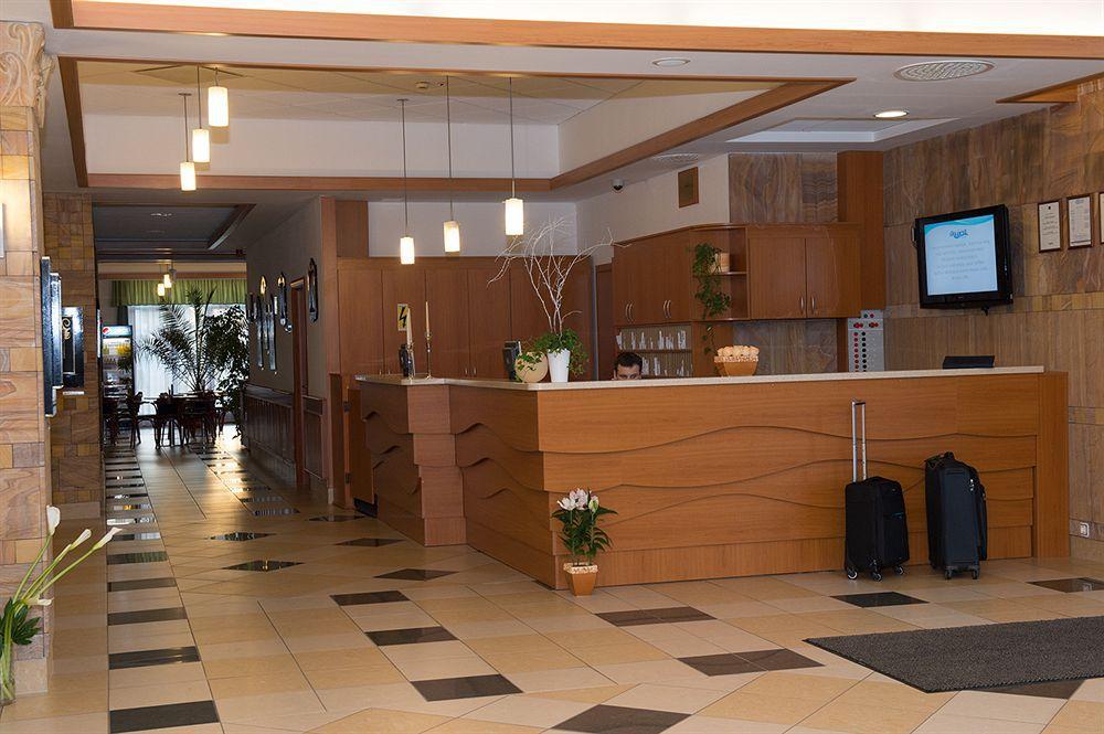 Aquarell Hotel Cegléd Εξωτερικό φωτογραφία
