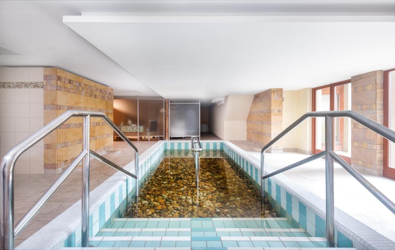 Aquarell Hotel Cegléd Εξωτερικό φωτογραφία