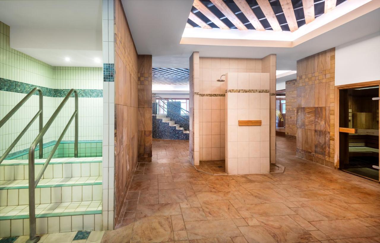 Aquarell Hotel Cegléd Εξωτερικό φωτογραφία