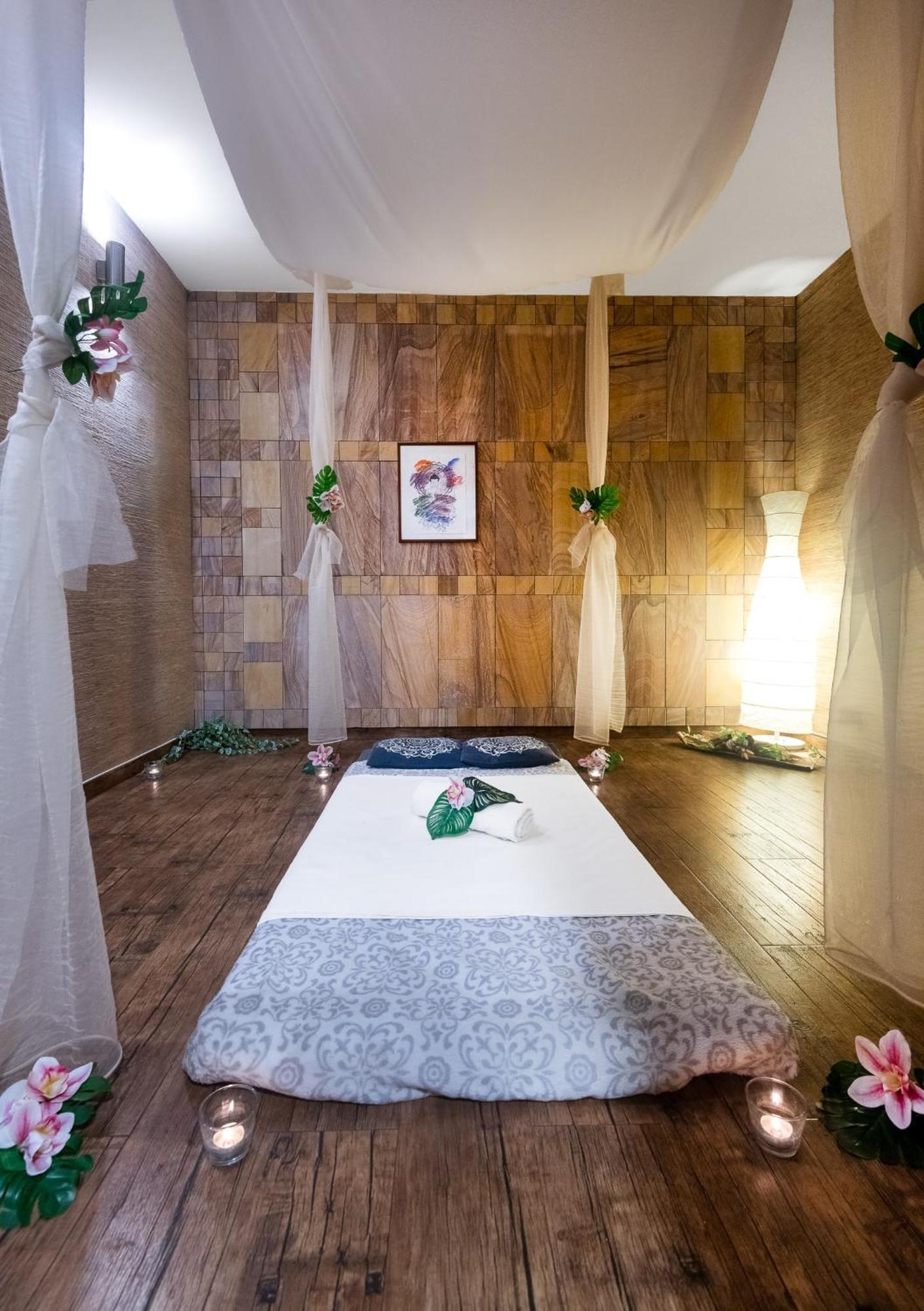 Aquarell Hotel Cegléd Εξωτερικό φωτογραφία